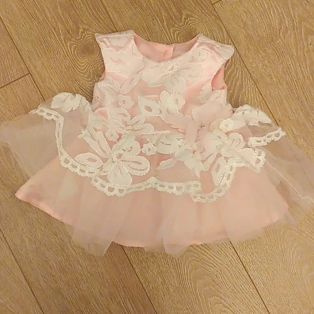 Pink dress
